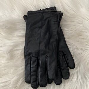 NWOT driving gloves